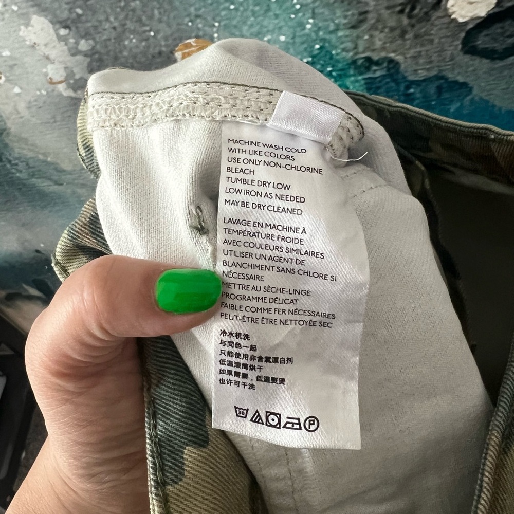 We the Free | Camo Jeans NWOT - Picture 8 of 10